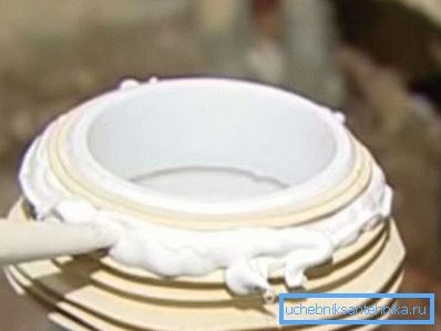 In the photo - applying sealant In the photo - applying sealant