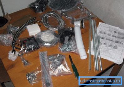 The photo shows the equipment of the shower box The photo shows the equipment of the shower box