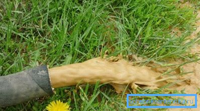 In the photo: the pumping of water is done repeatedly. In the photo: the pumping of water is done repeatedly.