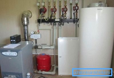 The photo shows a boiler room with a collector node. The photo shows a boiler room with a collector node.