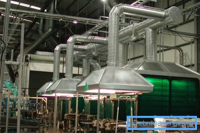In the photo - workplaces equipped with individual ventilation systems. In the photo - workplaces equipped with individual ventilation systems.