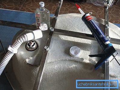 The photo shows the installation of the bowl legs. The photo shows the installation of the bowl legs.