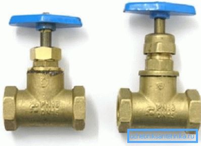 In the photo: valves for many decades faithfully serve both in the industrial and in the private sector. In the photo: valves for many decades faithfully serve both in the industrial and in the private sector.