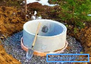 In the photo, the upper part of the caisson from concrete products. In the photo, the upper part of the caisson from concrete products.