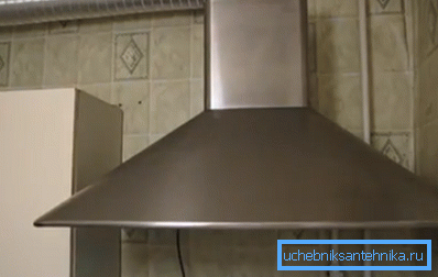 In the kitchen is better to give preference to metal. In the kitchen is better to give preference to metal.
