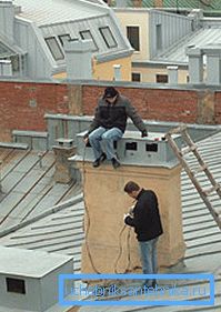 On high-rise buildings, similar systems on the roof look something like this. On high-rise buildings, similar systems on the roof look something like this.