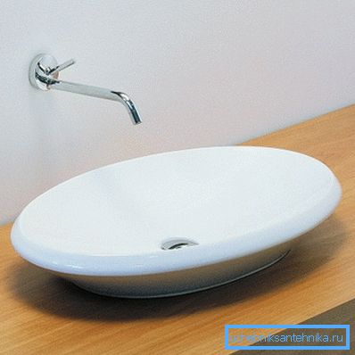Laid on washbasin Laid on washbasin