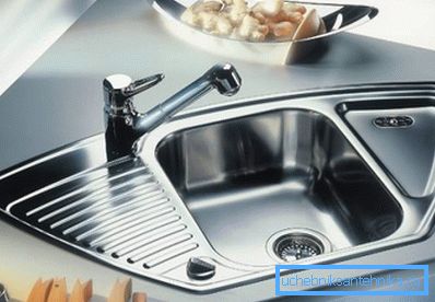 Stainless steel kitchen sinks in the interior Stainless steel kitchen sinks in the interior