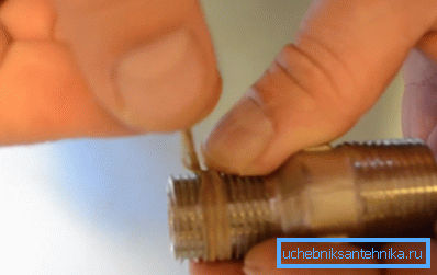 Winding additionally seals the joint Winding additionally seals the joint