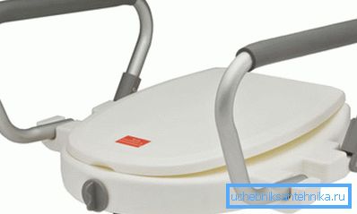 Toilet attachments after handrails facilitate rehabilitation Toilet attachments after handrails facilitate rehabilitation