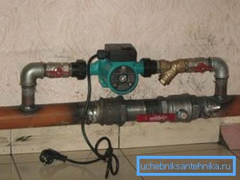 Pump improves work efficiency. Pump improves work efficiency.
