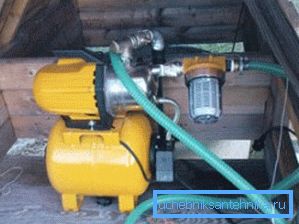 Pumping station for pumping water from the well. Pumping station for pumping water from the well.