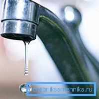 Do not wait until the drops will turn into a jet - repair the valve in time.