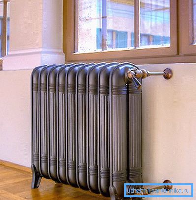 A small amendment - in recent years, began to produce elegant radiators from cast iron, that's just the cost of them has increased significantly A small amendment - in recent years, began to produce elegant radiators from cast iron, that's just the cost of them has increased significantly