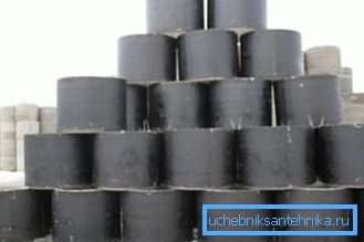 Some rings of this type are produced immediately in a protective coating of roofing material and bitumen, but after installation, the compound needs additional processing.