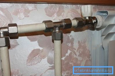 Do not allow distortions when installing consumption points and even when connecting pipes to each other. Do not allow distortions when installing consumption points and even when connecting pipes to each other.