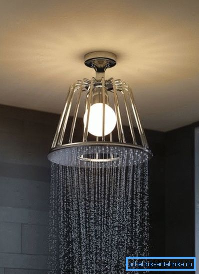 Unusual watering lamp Unusual watering lamp