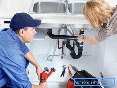 Unpleasant smell from sewage Unpleasant smell from sewage
