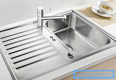 Stainless steel - the leader in basic consumer qualities. Stainless steel - the leader in basic consumer qualities.