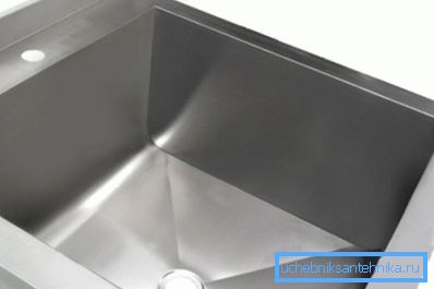 Pay attention to the quality of welding. Pay attention to the quality of welding.