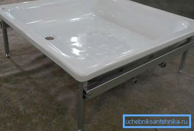 Pallets are usually supplied with a metal frame. Pallets are usually supplied with a metal frame.