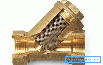 Normal oblique filter to protect the drain tank valve from clogging Normal oblique filter to protect the drain tank valve from clogging