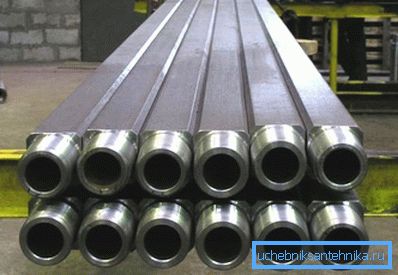 Very often, the leading pipe is made with a square cross-sectional profile, because it receives additional strength and thick walls in the corners. Very often, the leading pipe is made with a square cross-sectional profile, because it receives additional strength and thick walls in the corners.