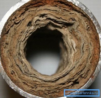 One of the main drawbacks of steel - pipes from it are overgrown with deposits and rust. One of the main drawbacks of steel - pipes from it are overgrown with deposits and rust.