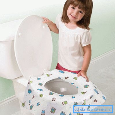 Disposable pad on the seat. Disposable pad on the seat.