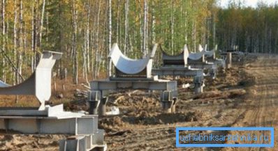 Pipe supports are matched to the weight of the pipe. Pipe supports are matched to the weight of the pipe.