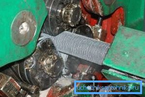 Finning using a special machine, where the material is not heated Finning using a special machine, where the material is not heated