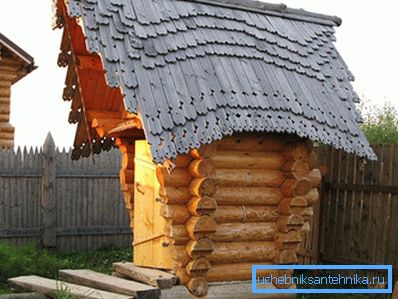 Original toilet with wooden roof Original toilet with wooden roof