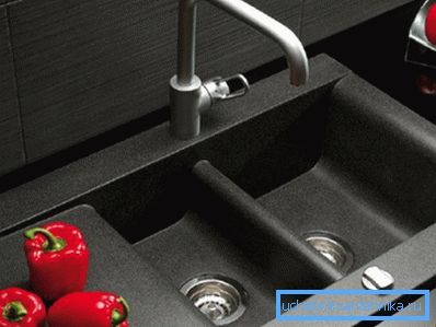 The special aesthetics and style of the granite sink emphasize the good taste of its owner. The special aesthetics and style of the granite sink emphasize the good taste of its owner.