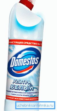 Bleach cleans and disinfects washing