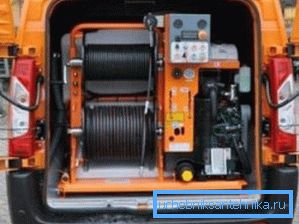 Separate types of similar products are made in the form of specialized cars which are intended for service of sewer systems and a water supply system Separate types of similar products are made in the form of specialized cars which are intended for service of sewer systems and a water supply system