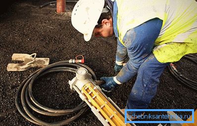 Certain types of repair work should be trusted by specialists.