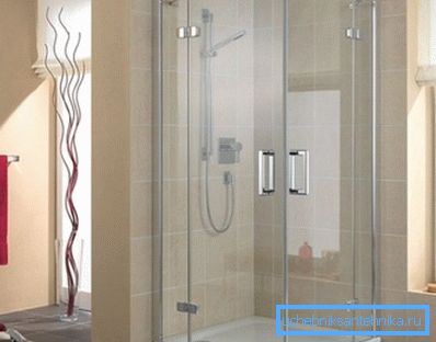 Open shower 75 to 75 with glass enclosure Open shower 75 to 75 with glass enclosure