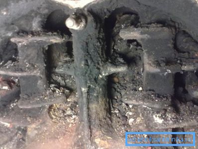 Soot deposits Soot deposits
