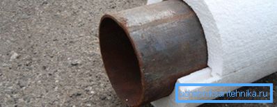 Groove connection increases the reliability of the design and improves thermal insulation characteristics