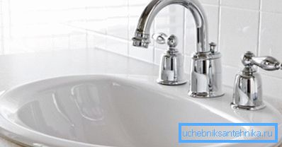 Before you install the faucet in the bathroom, you should learn the basic rules of installation.