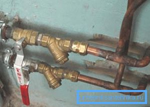 Shut off the water supply to the water supply Shut off the water supply to the water supply