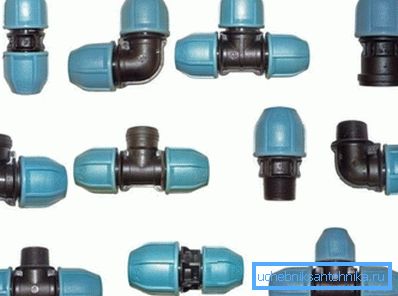 Plastic joints with a principle of action similar to the parts used in the installation of metal-plastic materials Plastic joints with a principle of action similar to the parts used in the installation of metal-plastic materials