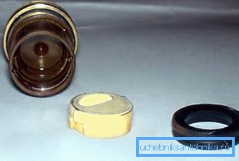 Bad hot water from the tap? Maybe the rubber valve ring was simply deformed, it should be even without any dents and cracks. Bad hot water from the tap? Maybe the rubber valve ring was simply deformed, it should be even without any dents and cracks.