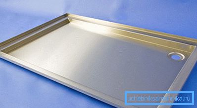 Stainless steel tray. Stainless steel tray.