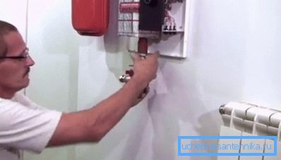 Connection is better to entrust certified professionals.