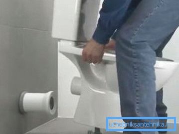Connecting the toilet to the hard pipe Connecting the toilet to the hard pipe