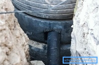 Summing up the pipe to the septic tank Summing up the pipe to the septic tank
