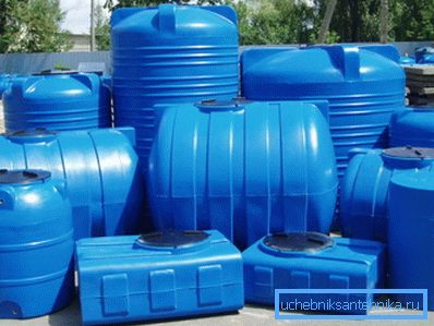 Polyethylene tanks. Polyethylene tanks.