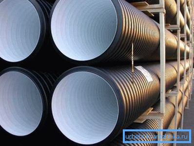 Polymer materials have a perfectly smooth surface, which has a positive effect on the performance of walls Polymer materials have a perfectly smooth surface, which has a positive effect on the performance of walls
