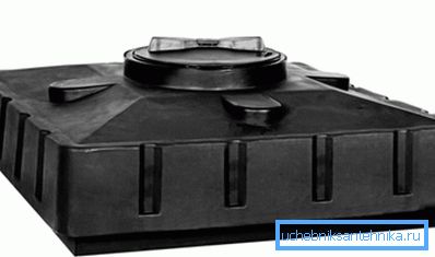 Polymer tank for a shower to the cottage with heating Polymer tank for a shower to the cottage with heating